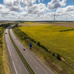 Francja: Autostrady jak uniknąć mandatu i ile kosztuje 100 km?