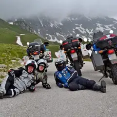 Tatry motocyklem: Przewodnik po trasach i bezpiecznej jeździe