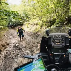 Kaszuby motocyklem: Gotowe trasy, off-road i co musisz wiedzieć