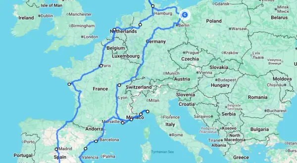 Trasa Holandia-Polska: Jak wybrać najlepszą? Czas, koszty, komfort