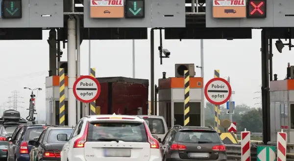 Jak płacić za autostrady w Polsce? Uniknij mandatu 500 zł!