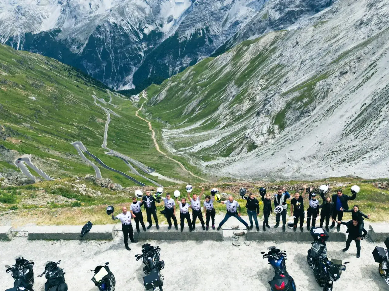 Trasy motocyklowe Europa: Odkryj najpiękniejsze drogi i zaplanuj wyprawę