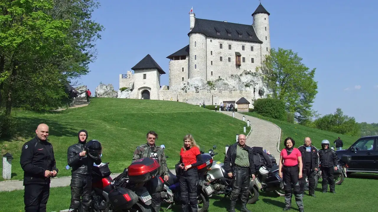 Motocykl zamek Jura Krakowsko-Częstochowska