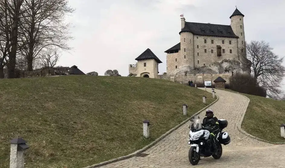 Szlak Orlich Gniazd motocyklem zamki Jura