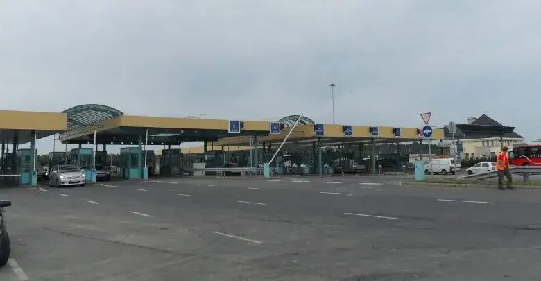 Kolejka na granicy Węgry Serbia Röszke