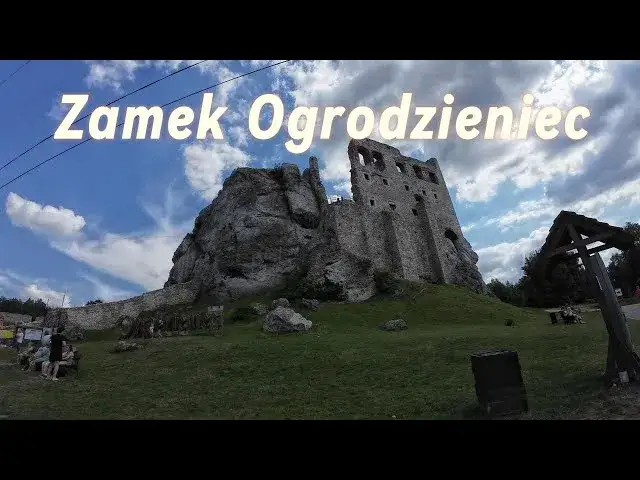 zamek Ogrodzieniec motocykl
